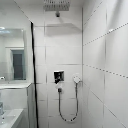 Urban Living Volksgarten *